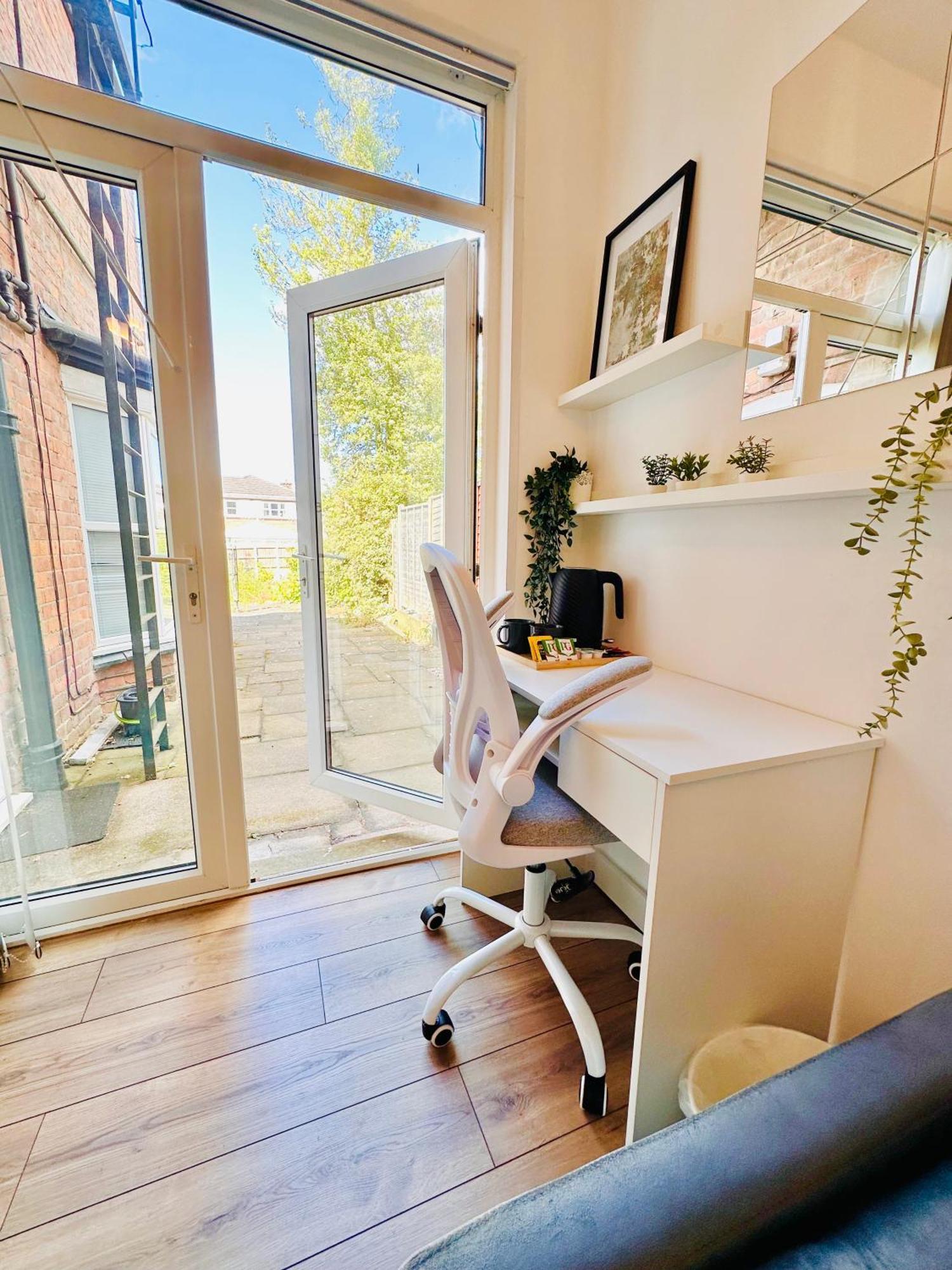 R2 - Elegant Private Room Opposite Queen Elizabeth Hospital - Harborne ברמינגהאם מראה חיצוני תמונה